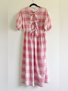 ASOS Design puff sleeve tie front dress in pink plaid size 4